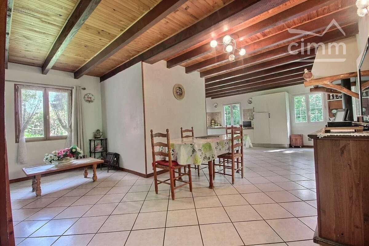 La combe de lancey - maison individuelle type t3+c - photo 8