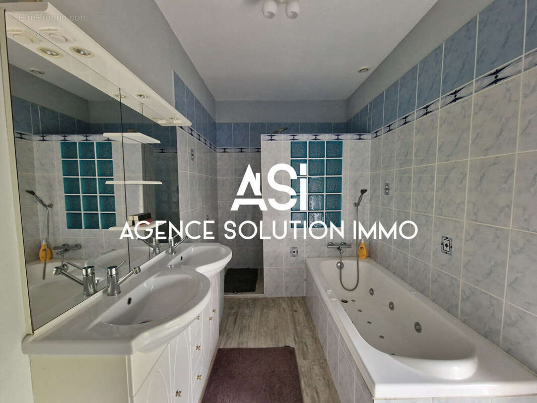 Maison à MARTIGNE-SUR-MAYENNE