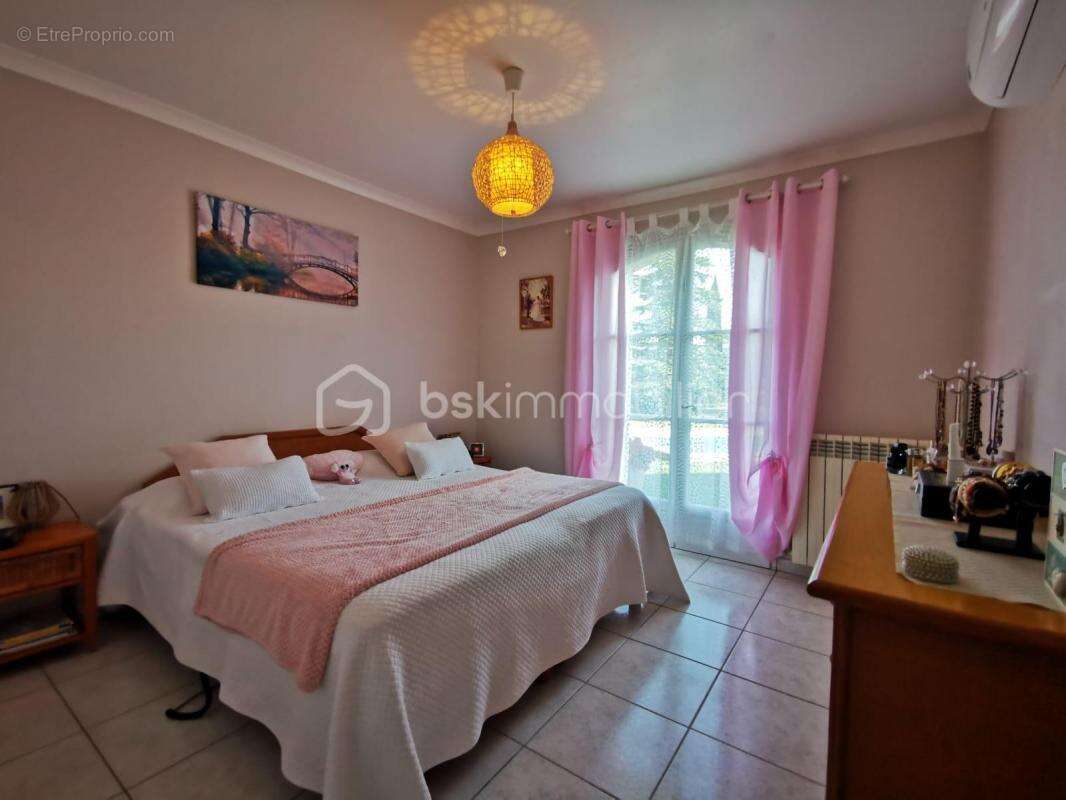 Maison à ROQUEMAURE