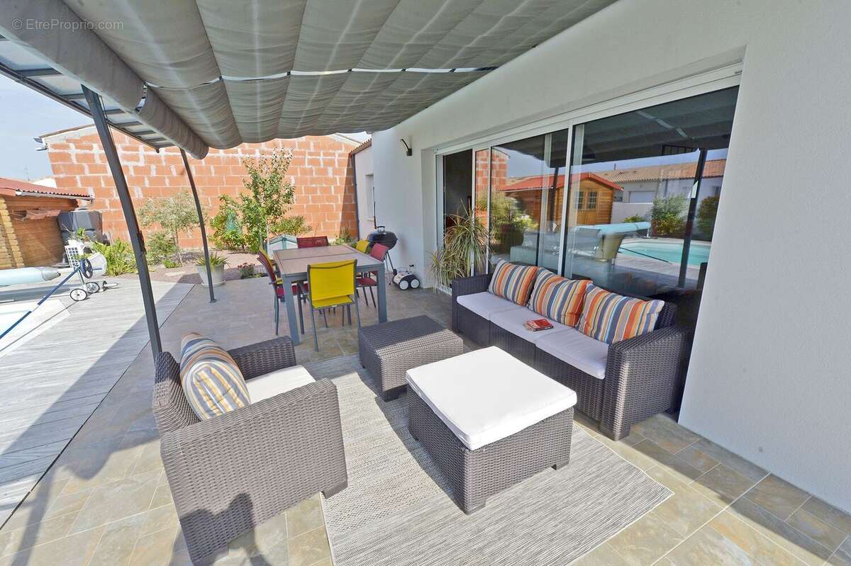 Maison à SAINT-SULPICE-DE-ROYAN