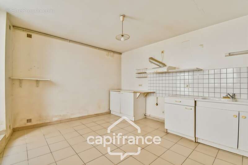 Maison à SAINT-JEAN-D&#039;ANGELY