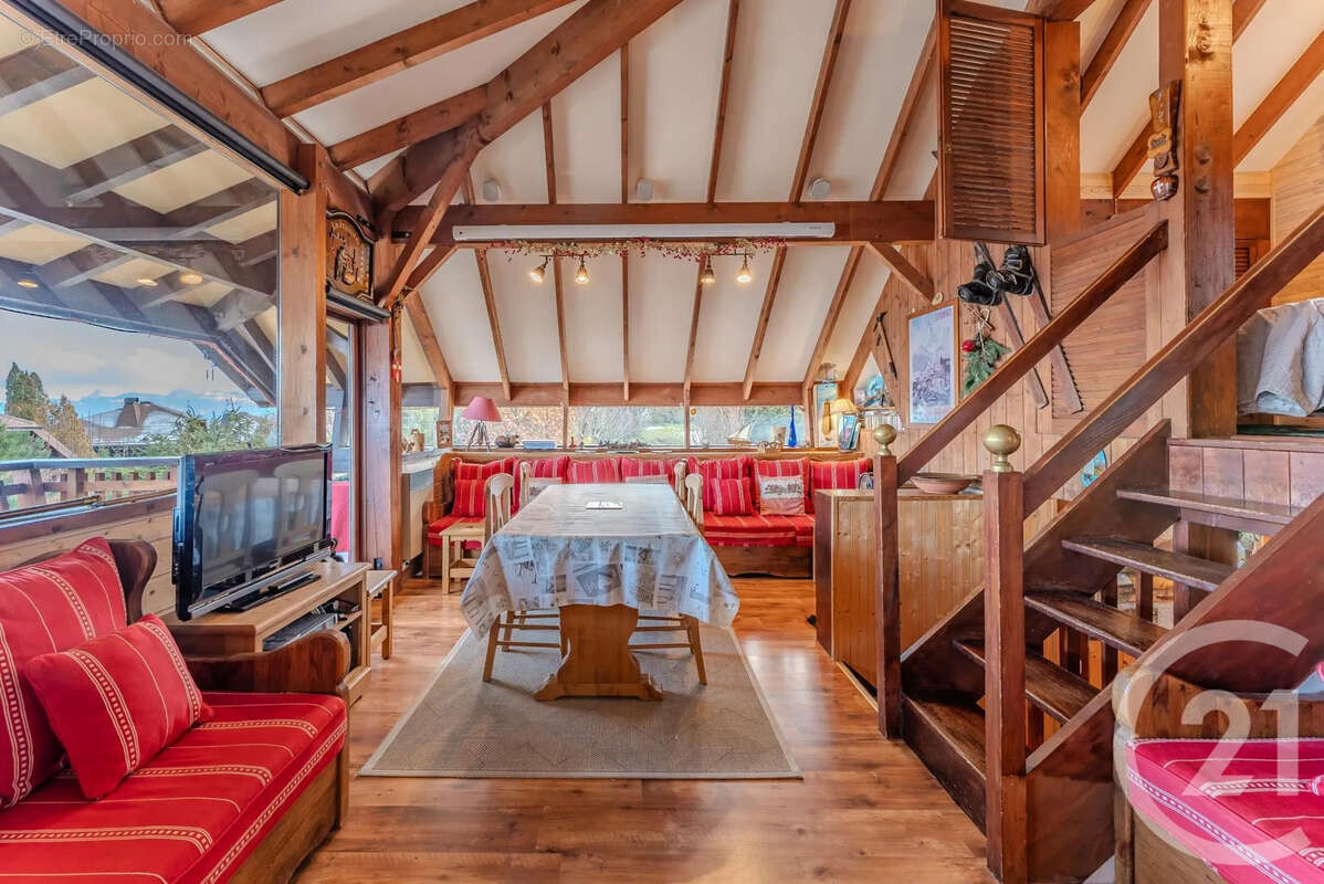 Maison à THOLLON-LES-MEMISES