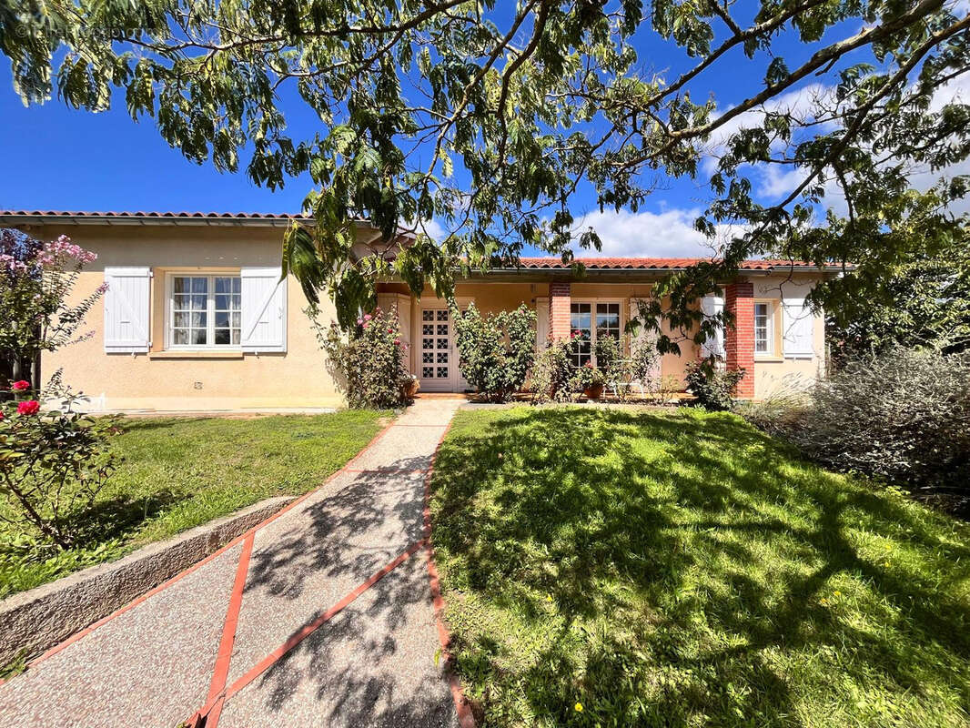Maison à LABARTHE-SUR-LEZE