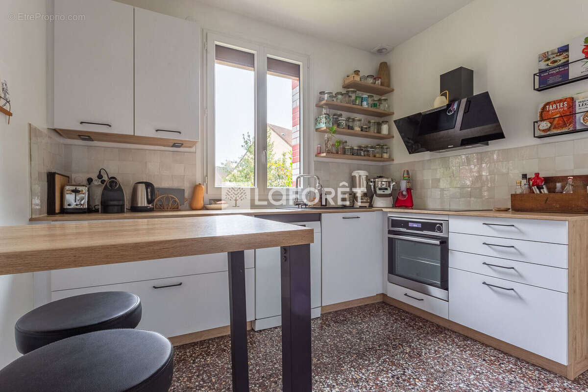 Maison à VIRY-CHATILLON