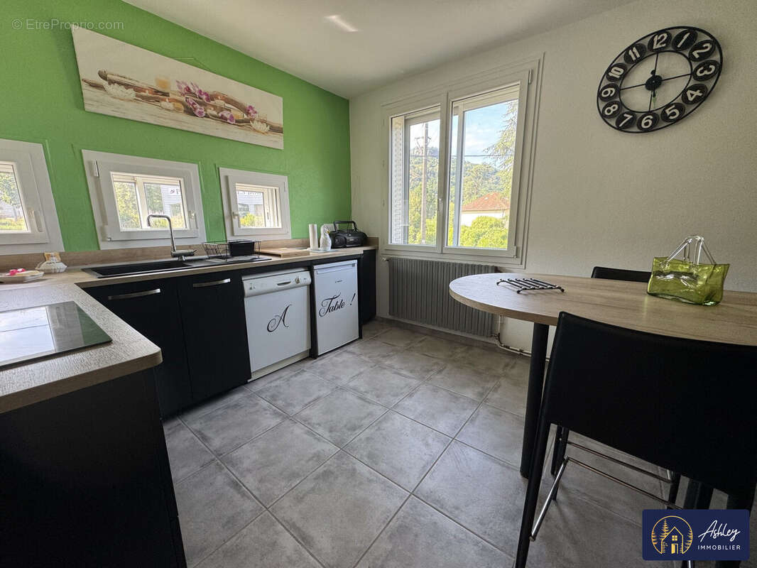 Maison à vendre BORT LES ORGUES 5 pièces