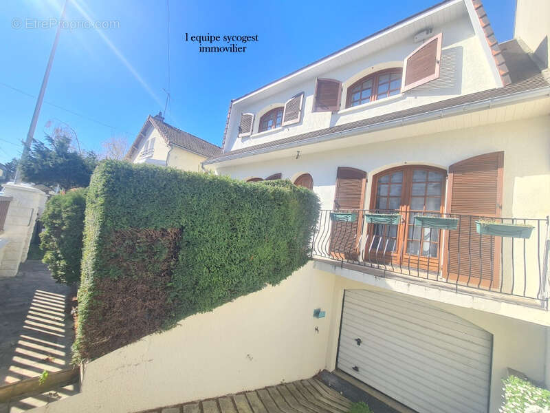 Maison à NOISY-LE-SEC