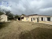 Maison à SAINT-GENIS-DU-BOIS