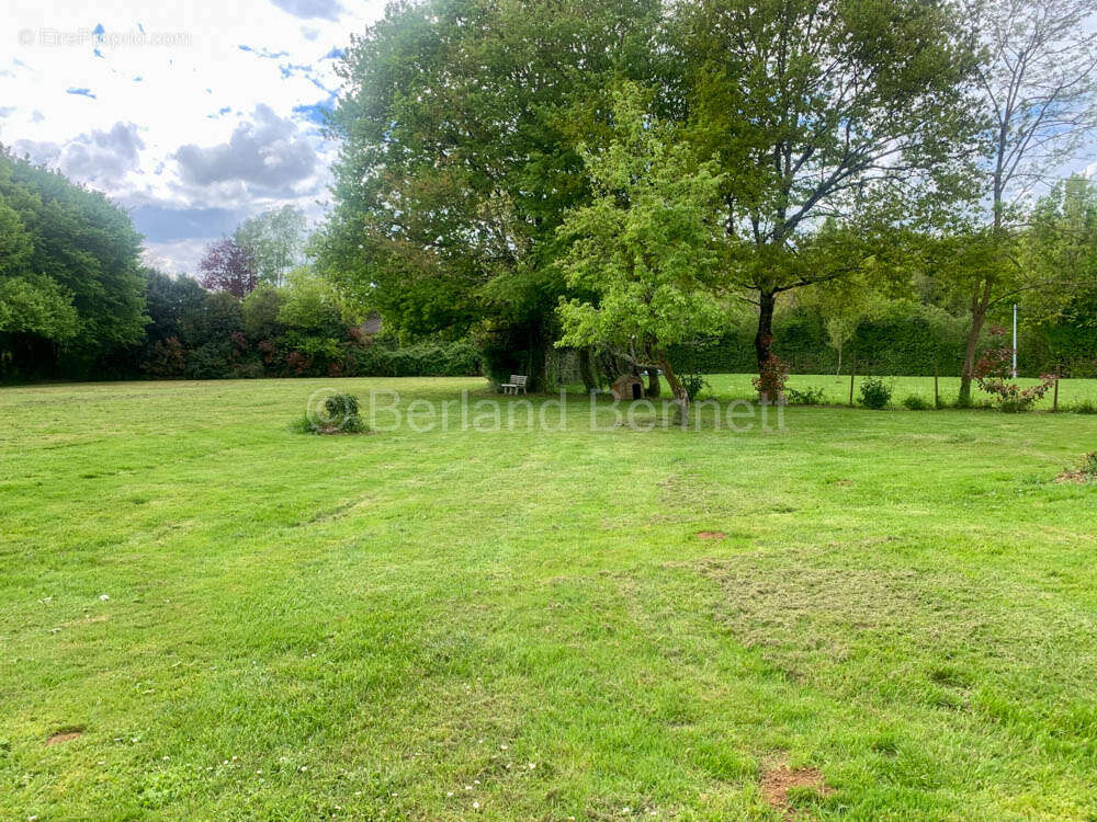 Maison à SAUZE-VAUSSAIS