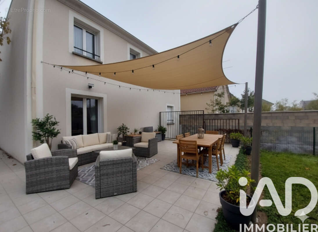 Photo 2 - Maison à VILLEPINTE