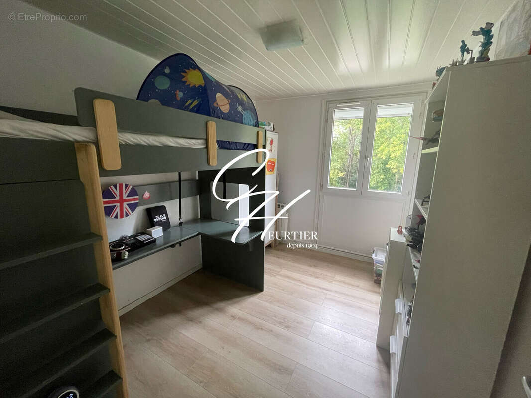 Appartement à CHAMP-SUR-DRAC