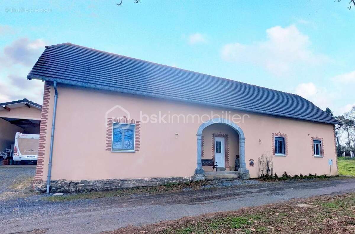 Maison à MORLAAS