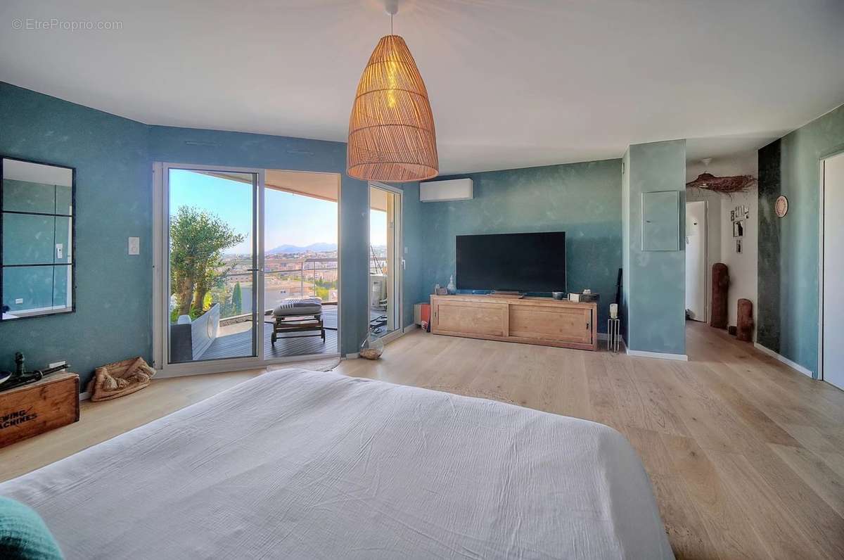 Appartement à LE CANNET