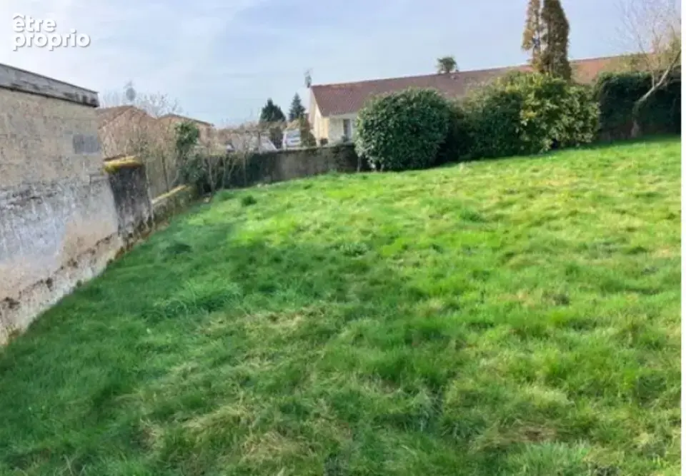 Photo Terrain à Taponas au prix de 121 000€