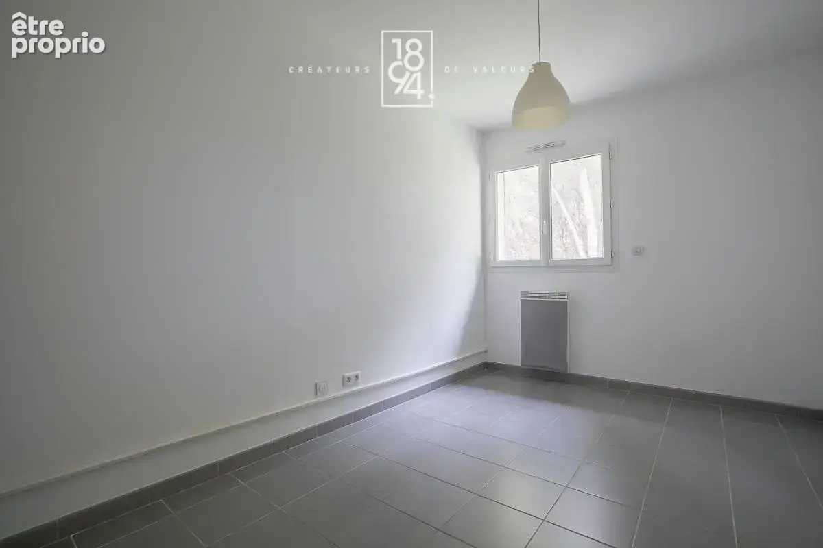T3 en dernier étage avec grande terrasse - Les Mourets / Bd Bernard Verger, 13013 Marseille - photo 7