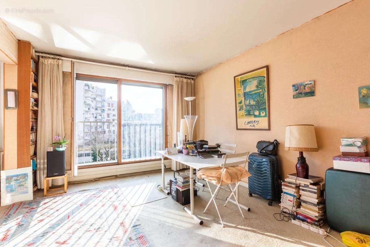 Appartement à MONTROUGE