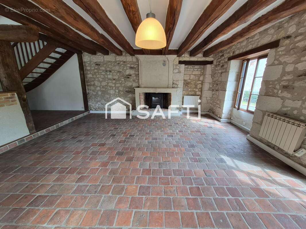 Photo 2 - Maison à LE GRAND-PRESSIGNY