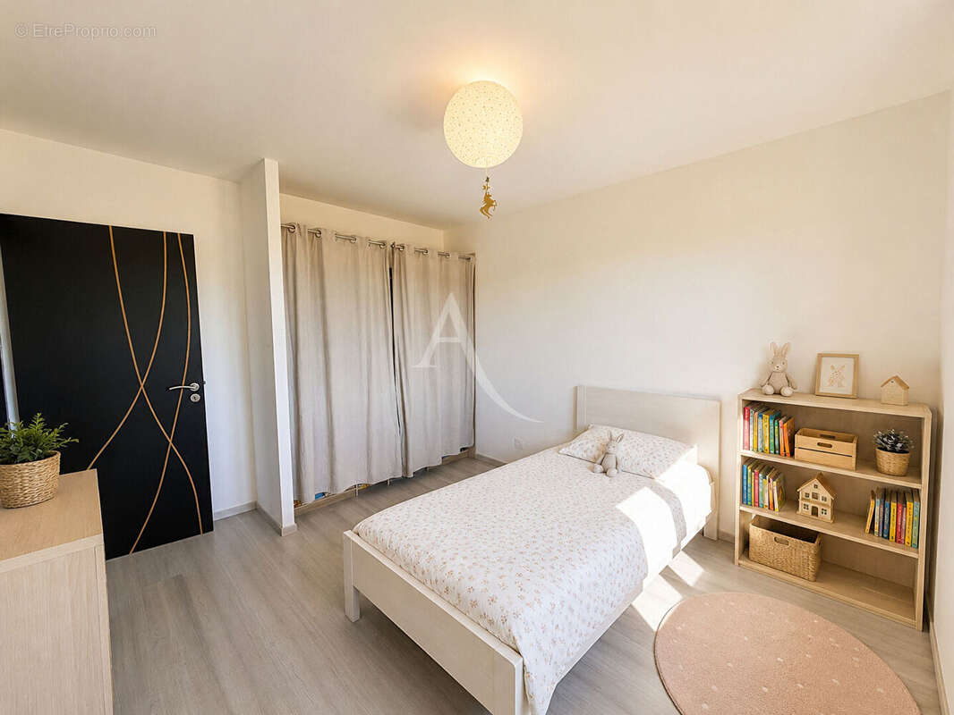 Belle maison de plain pied récente de 2017 -  proche commodités - photo 6