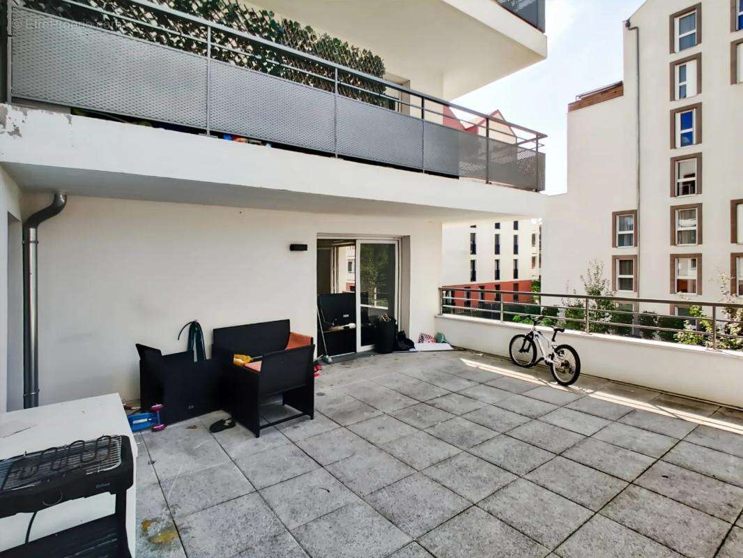 Appartement à NEUILLY-SUR-MARNE