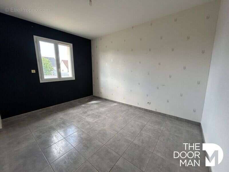 Maison à SAINT-DOULCHARD