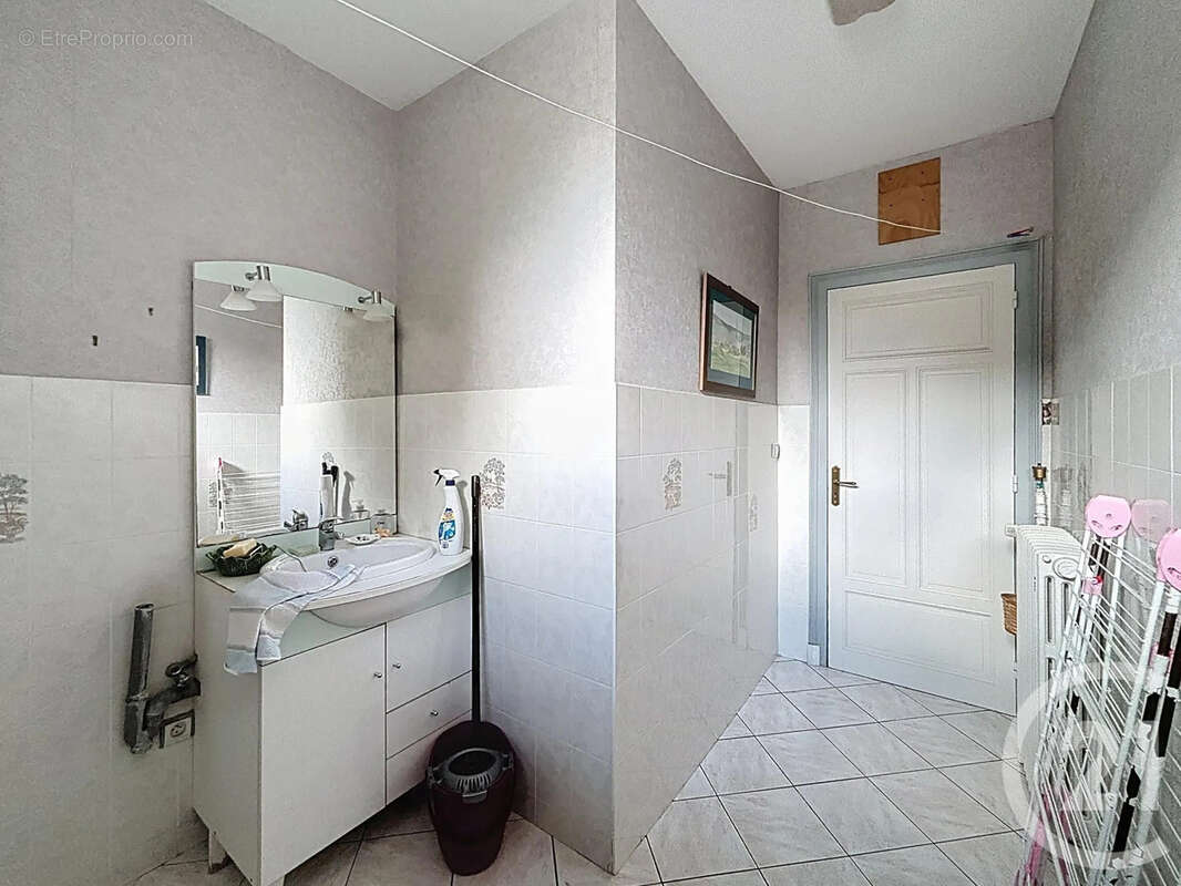 Maison à LAMARCHE-SUR-SAONE