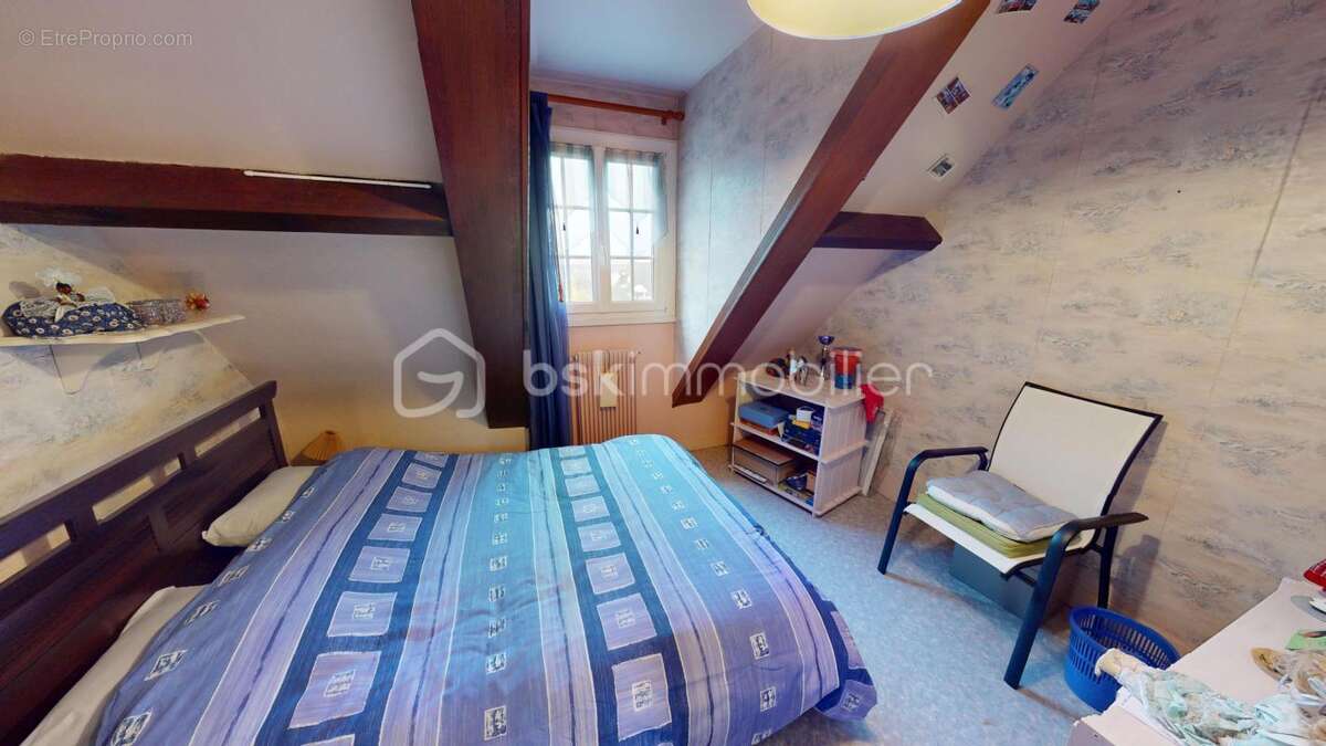 Maison à SAINT-JEAN-DE-BRAYE