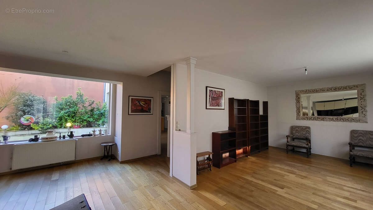 Maison à SAINT-QUENTIN