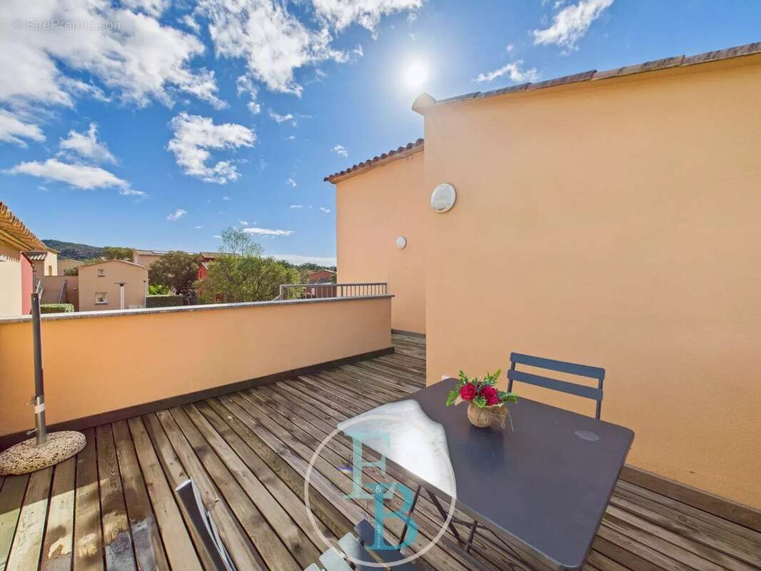 Appartement à PORTO-VECCHIO