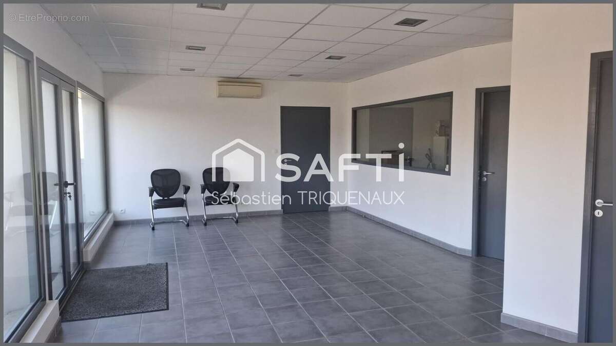 Photo 2 - Appartement à GREZ-NEUVILLE