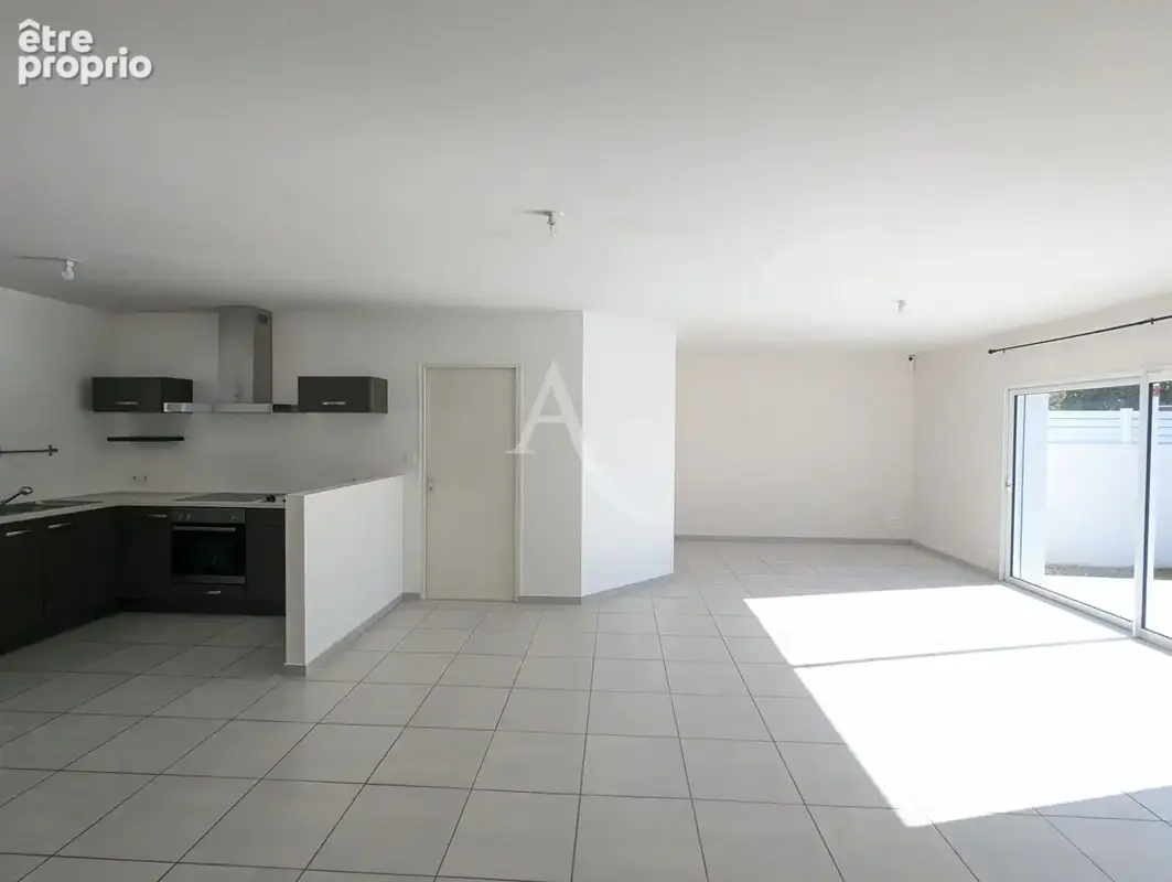 A vendre - maison - challans - photo 3