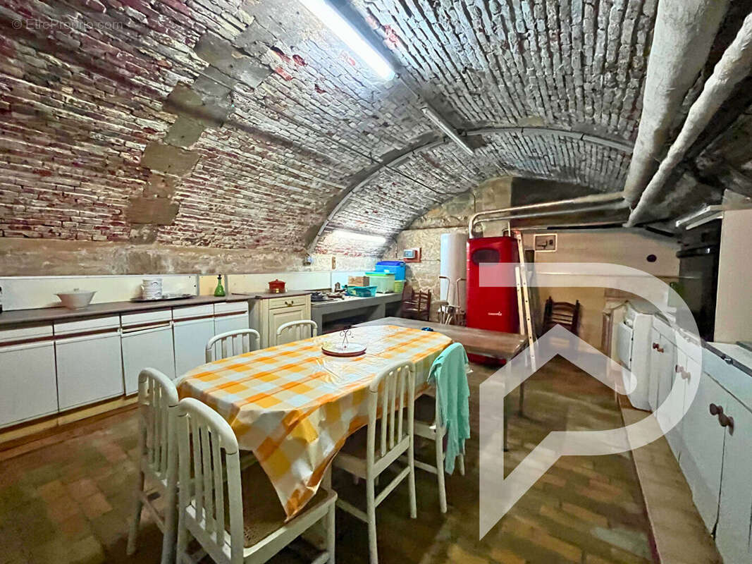 Maison à ESTREES-SAINT-DENIS