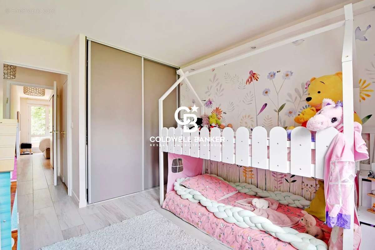 Appartement à ISSY-LES-MOULINEAUX