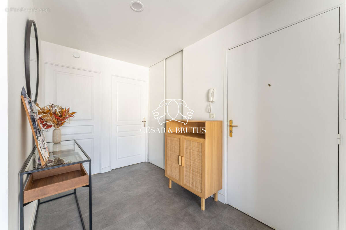 Appartement à LYON-8E