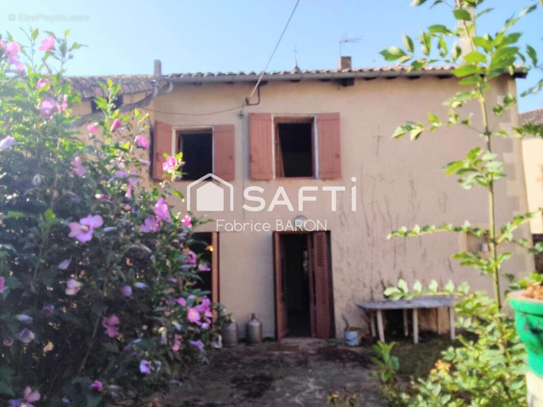 Photo 3 - Maison à PRESSAC