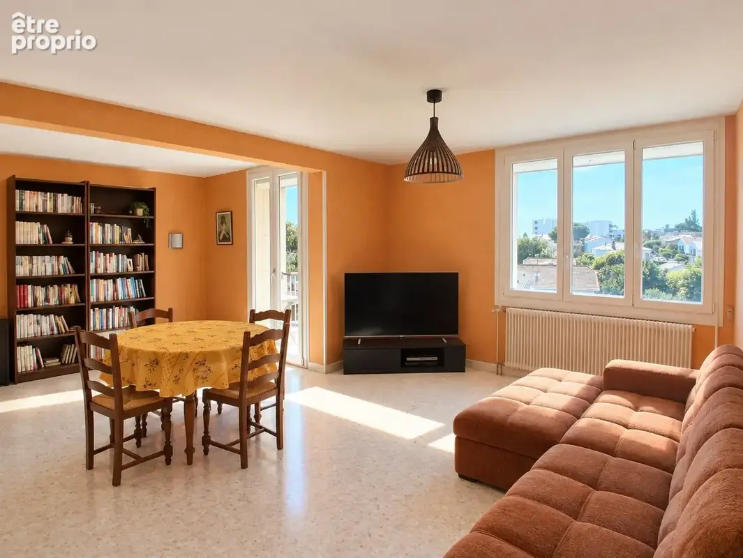 Appartement 4 pièces 87 m² à vendre à Beziers (34500) - photo 2