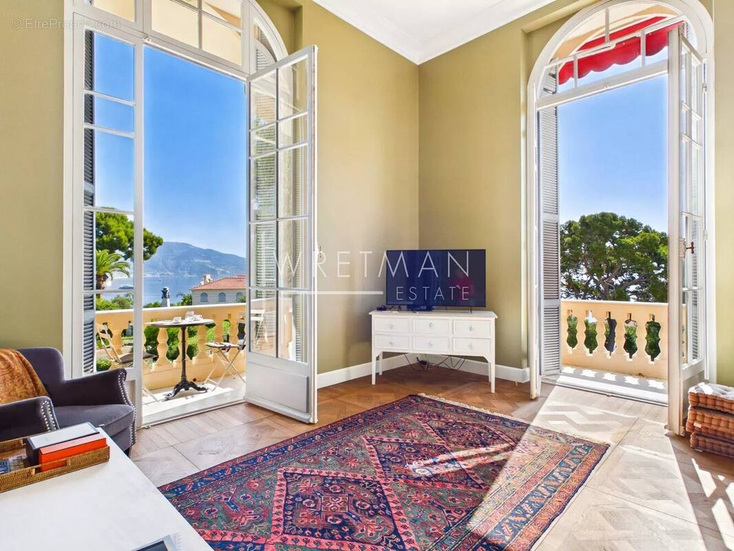 Appartement à ROQUEBRUNE-CAP-MARTIN