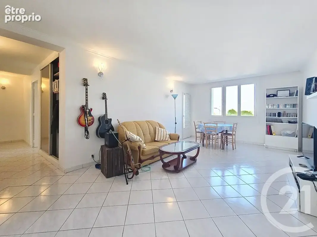 Appartement 4 pièces 81 m² à vendre à Troyes (10000) - photo 2