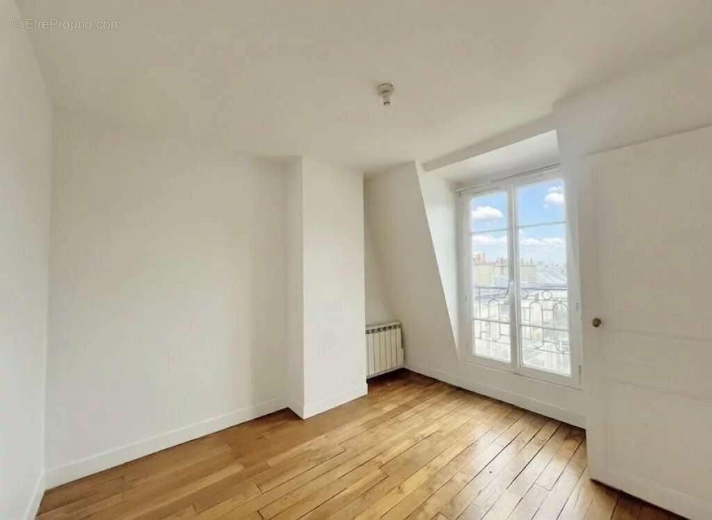 Appartement à PARIS-9E