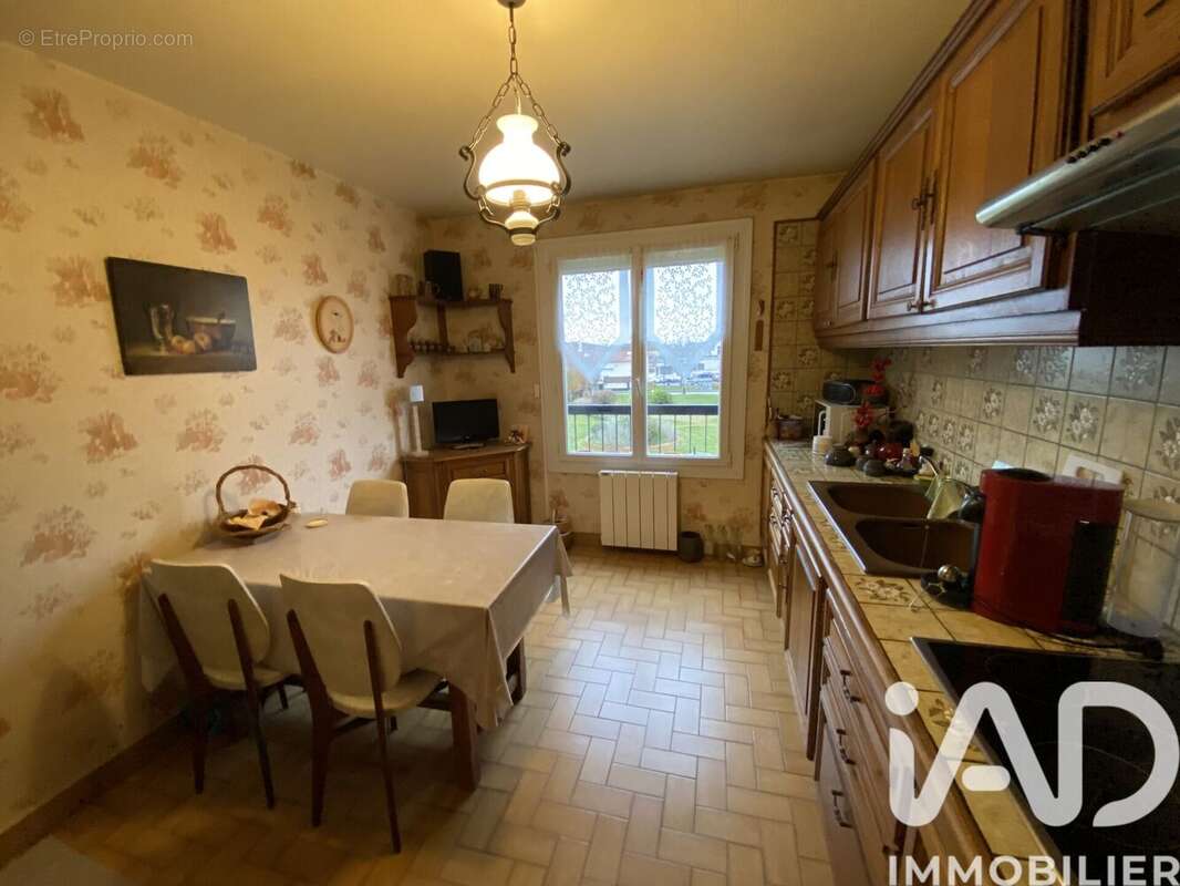 Photo 5 - Appartement à SAINT-BRICE-COURCELLES