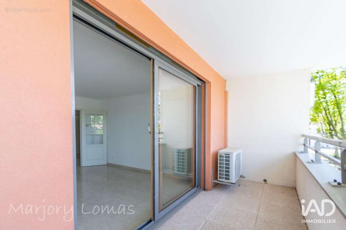 Photo 6 - Appartement à GENAS