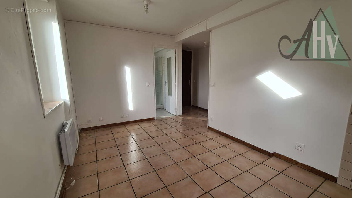 Appartement - F2 - 26 m2 - Provins - photo 3