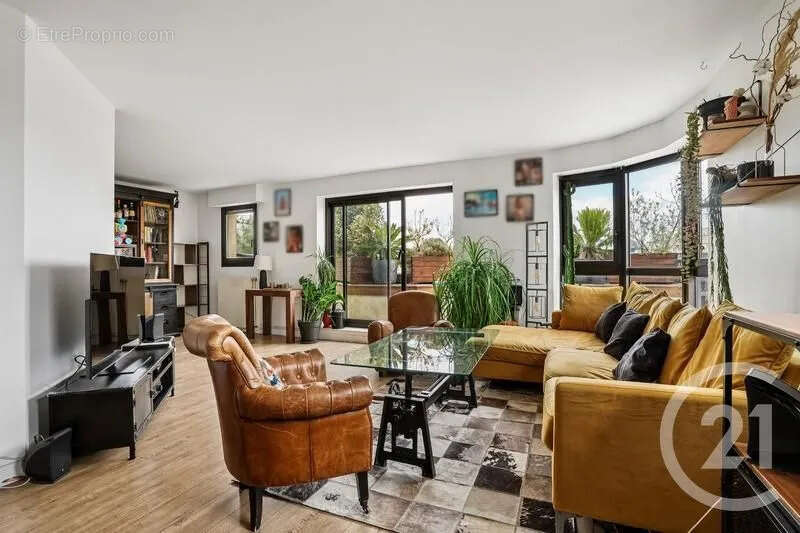 Appartement à LEVALLOIS-PERRET