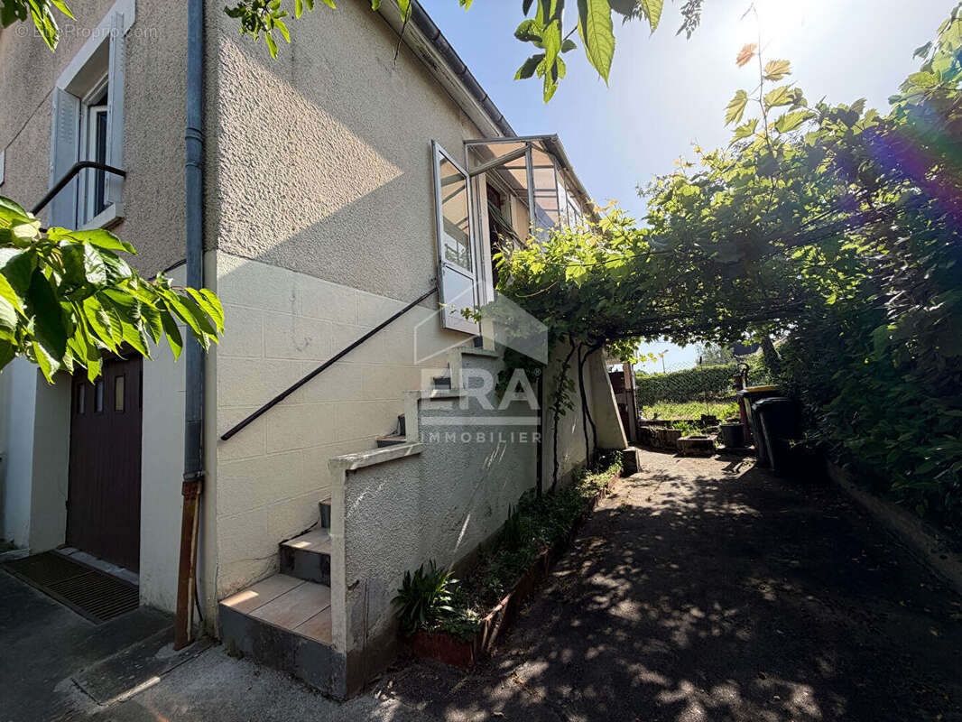 Maison 102m² à saint-doulchard - photo 17