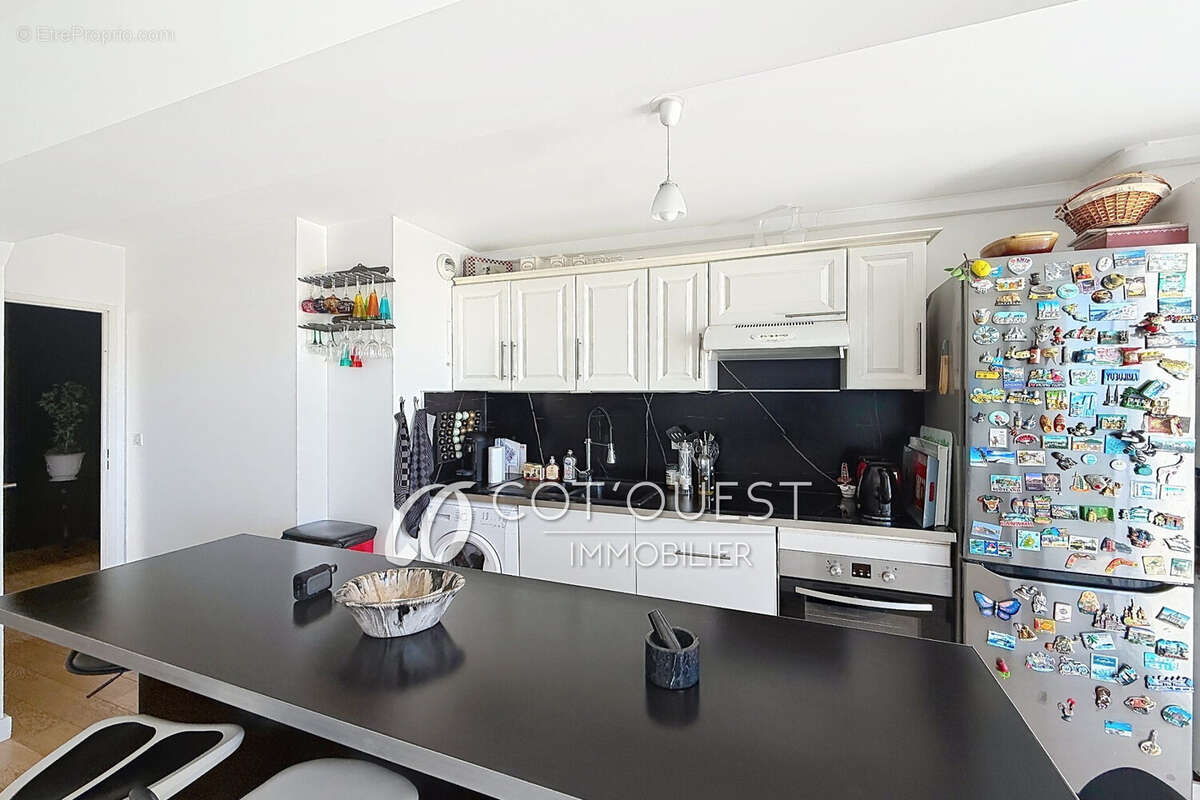 Appartement à SAINT-LAURENT-DU-VAR