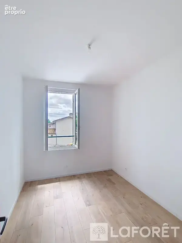 Maison Saint-martin-du-bois 5 pièce(s) - photo 8