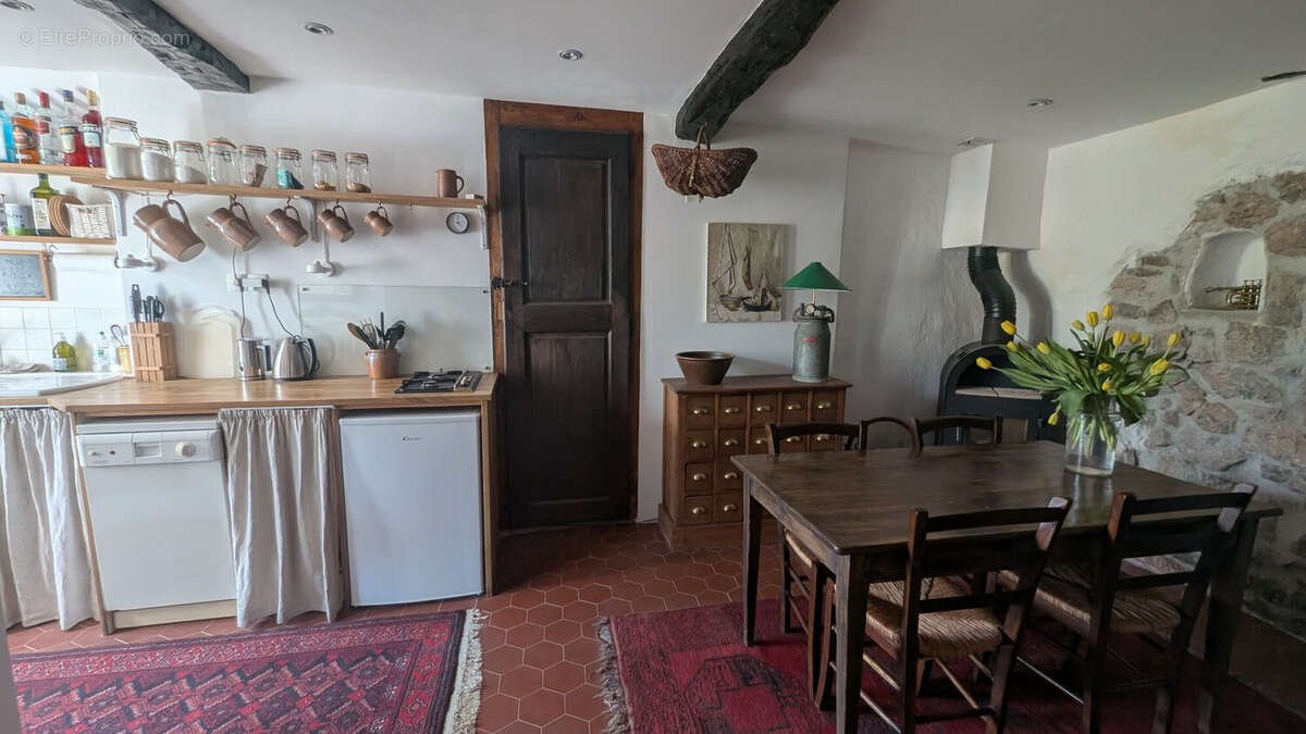 Maison à GONFARON