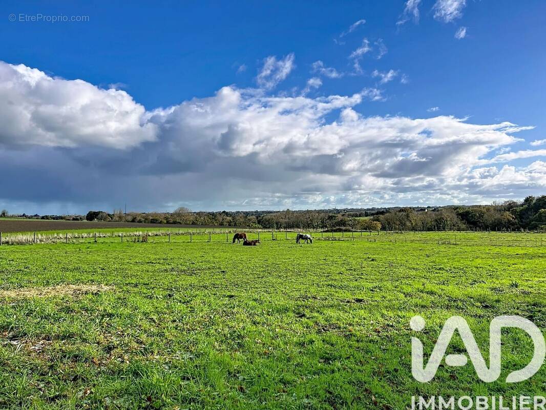 Photo 1 - Maison à TREGOMEUR