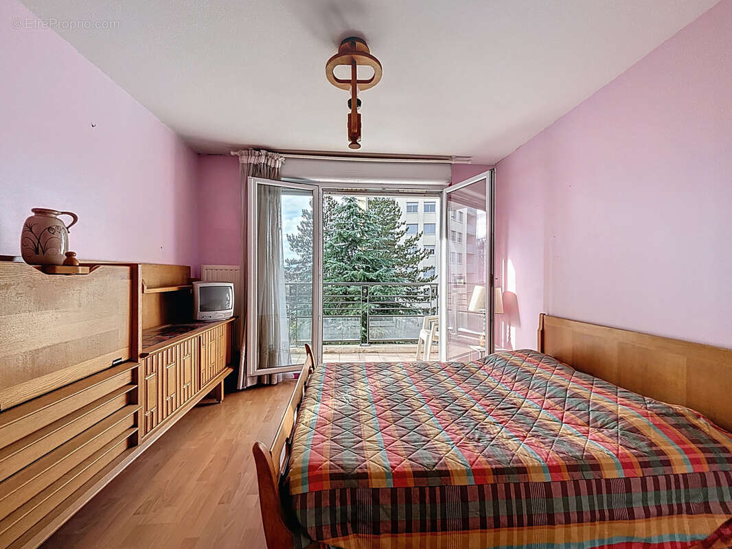 Appartement à TASSIN-LA-DEMI-LUNE