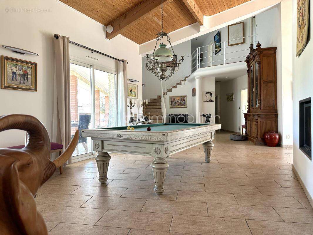 Villa d'architecte - 7 pièces 254M2 - photo 11