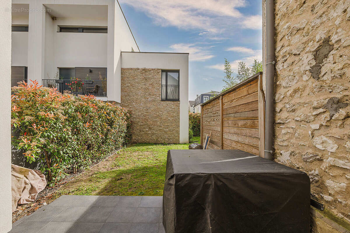 Maison à BRY-SUR-MARNE