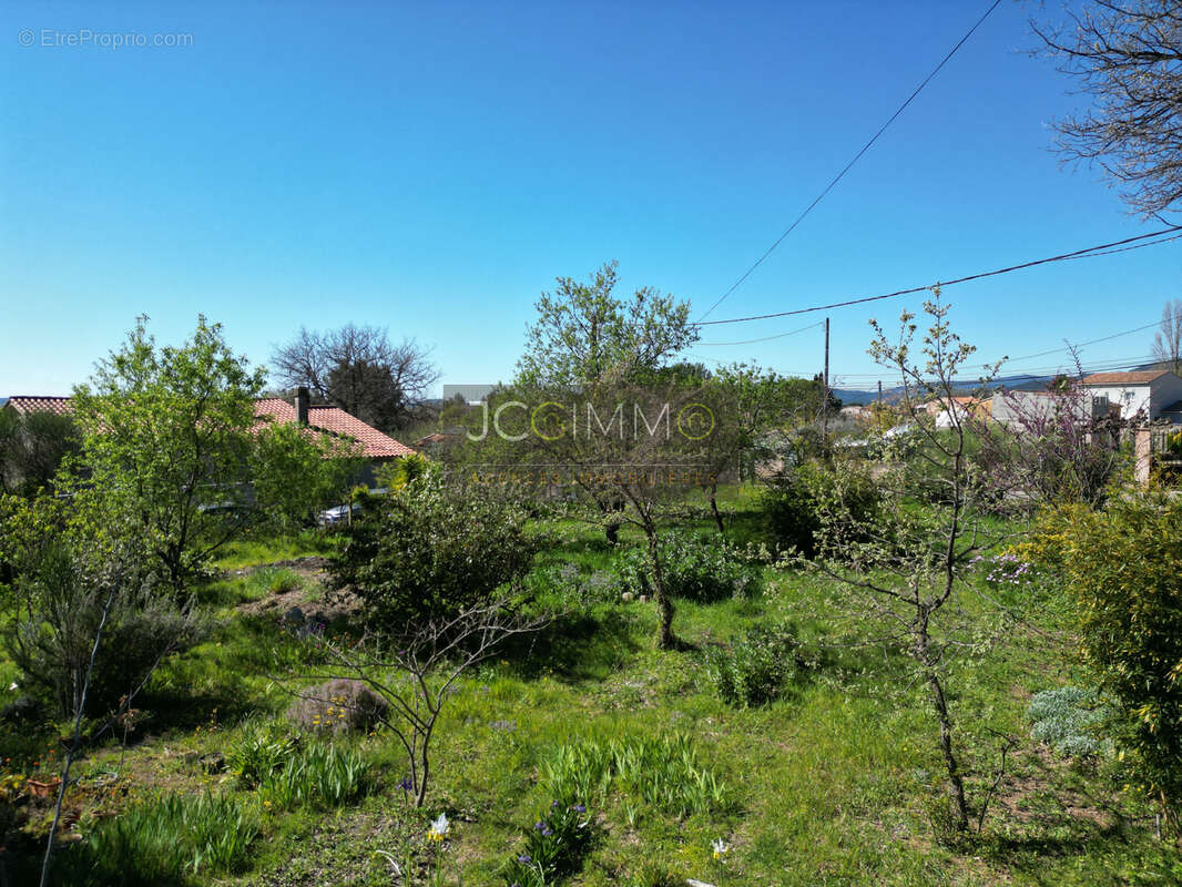 Terrain à PUGET-VILLE